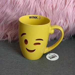 Wink Emoji Mug